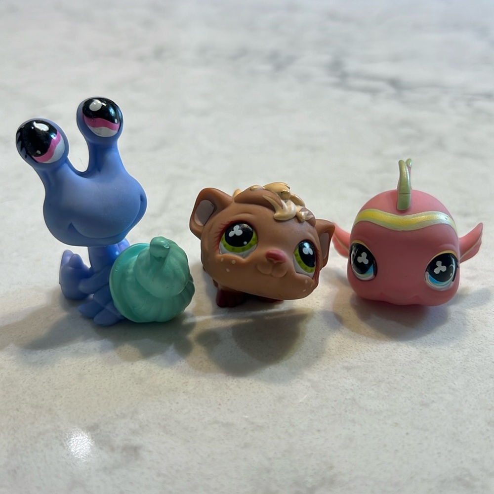 LPS Littlest Pet Shop #752 Hermit crab #753 Guinea pig #755 Fish